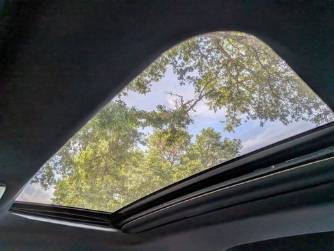 Used 2019 Toyota Tacoma TRD Sport image 15