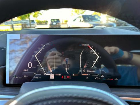 New 2026 BMW X7 xDrive40i w/ M Sport Package image 24