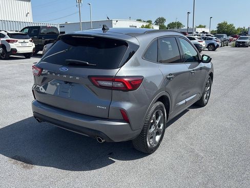 Used 2023 Ford Escape ST-Line AWD/4WD image 3