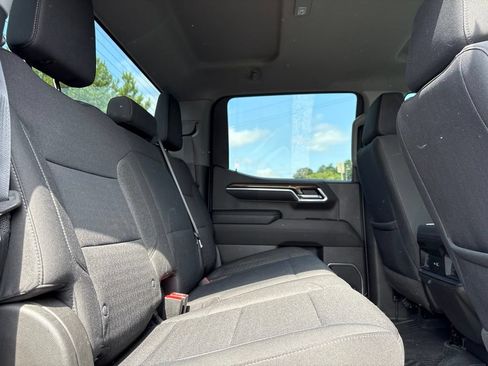Used 2022 Chevrolet Silverado 1500 LT Trail Boss AWD/4WD image 16