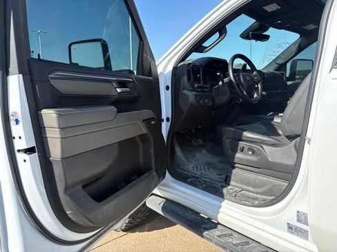 Used 2024 Chevrolet Silverado 2500 ZR2 w/ ZR2 Bison Edition AWD/4WD image 10