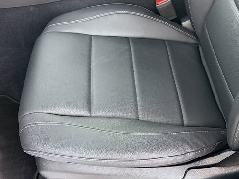 Used 2025 Mercedes-Benz GLS 450 4MATIC image 18