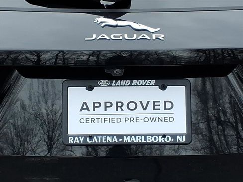 Certified 2024 Jaguar F-PACE SVR image 19