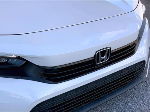 Used 2024 Honda Civic EX image 32