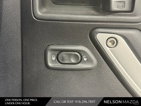 Used 2015 Jeep Wrangler Sport AWD/4WD image 34