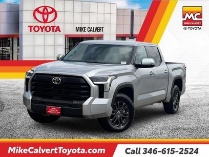 Used 2023 Toyota Tundra SR5 w/ SR5 Convenience Package