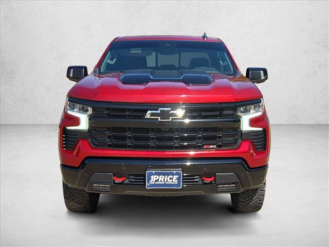 Used 2024 Chevrolet Silverado 1500 LT Trail Boss w/ Convenience Package II AWD/4WD image 2