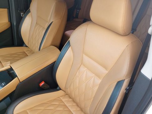 Used 2023 Nissan Rogue Platinum w/ Platinum Premium Package image 11