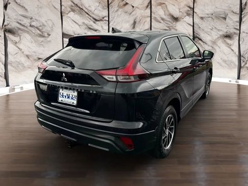 Used 2022 Mitsubishi Eclipse Cross ES image 3