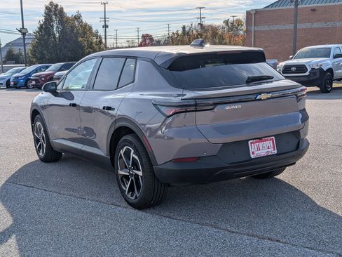 New 2026 Chevrolet Equinox EV LT image 4