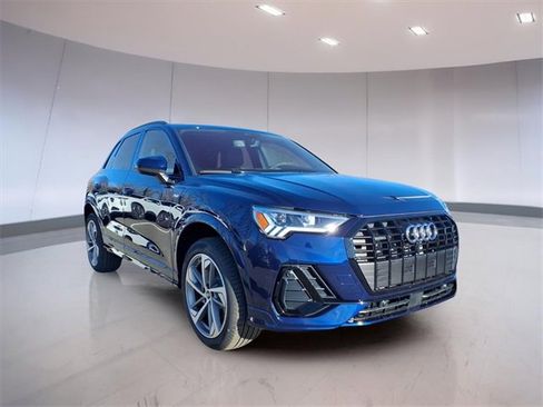 New 2025 Audi Q3 2.0T Premium image 1