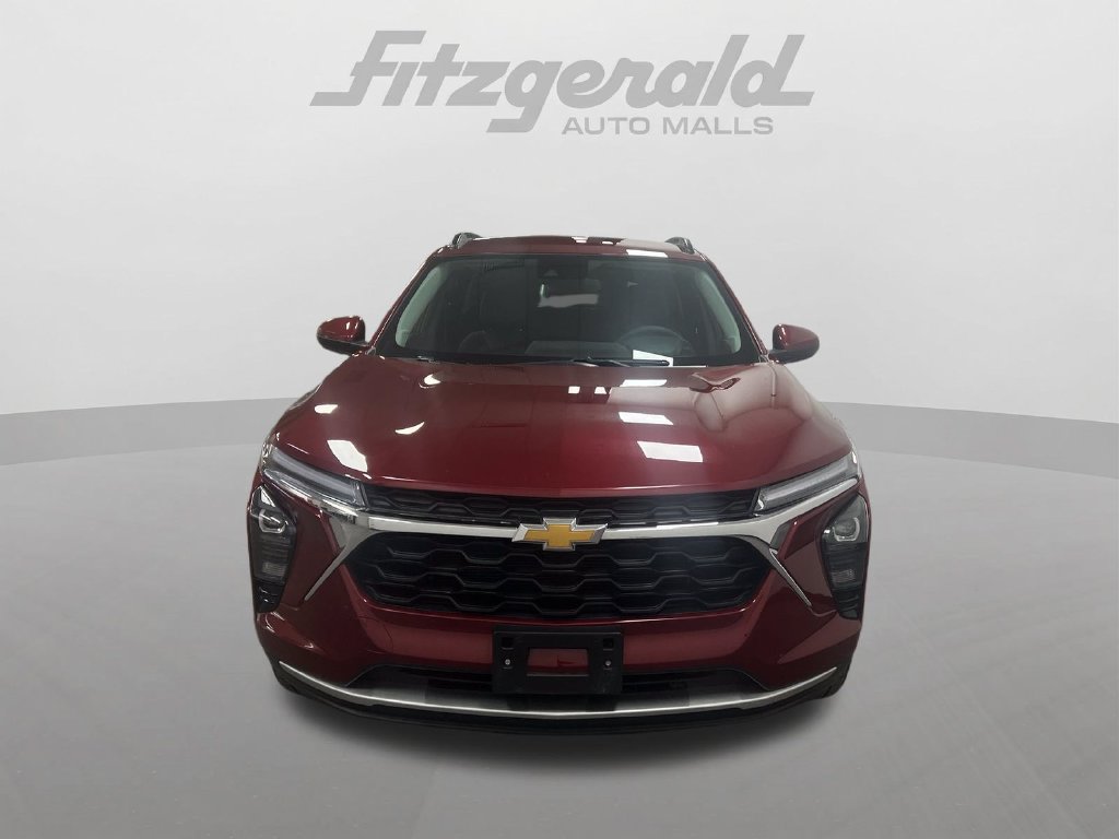 Used 2024 Chevrolet Trax LT FWD image 9