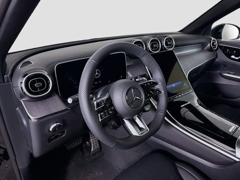 New 2026 Mercedes-Benz GLC 43 AMG 4MATIC image 9