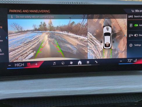 Certified 2025 BMW i4 xDrive40i w/ Premium Package image 31