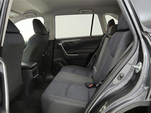 Certified 2019 Toyota RAV4 LE image 21