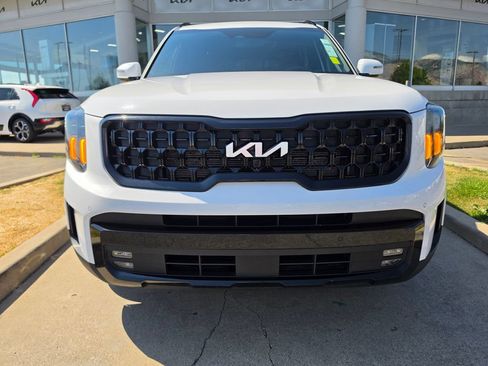 Certified 2024 Kia Telluride SX Prestige X-Line AWD/4WD image 2