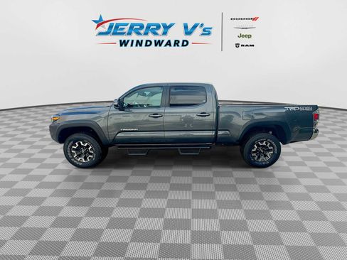 Used 2023 Toyota Tacoma TRD Off-Road AWD/4WD image 5