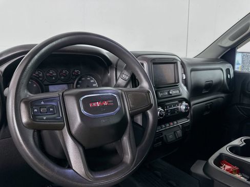 Used 2020 GMC Sierra 1500 4x4 Crew Cab w/ Sierra Value Package image 9