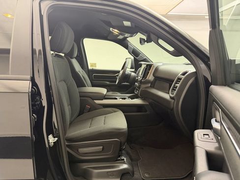 Used 2025 RAM 1500 Big Horn AWD/4WD image 24