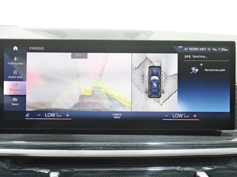 Used 2023 BMW X7 xDrive40i w/ M Sport Package AWD/4WD image 19
