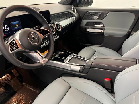New 2026 Mercedes-Benz GLB 250 4MATIC image 15