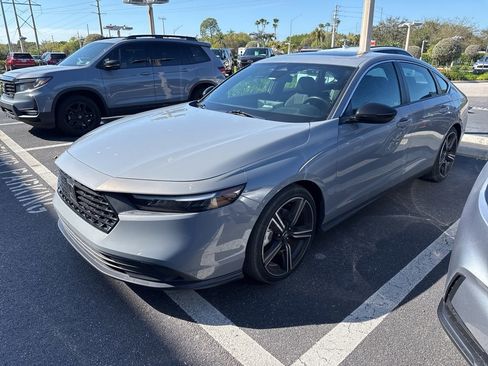 Used 2023 Honda Accord Sport image 1