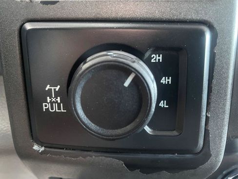Used 2019 Ford F250 XL w/ Power Equipment Group AWD/4WD image 20
