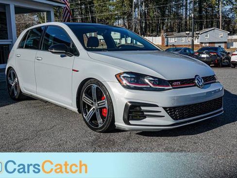 Used 2021 Volkswagen GTI SE image 10