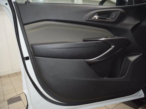 New 2026 Chevrolet Trax ACTIV w/ Sunroof Package image 42