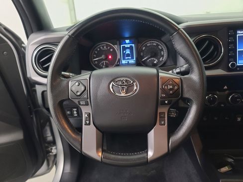 Used 2023 Toyota Tacoma TRD Sport image 28