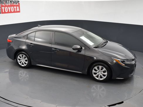 Used 2023 Toyota Corolla LE FWD image 20
