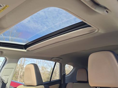 Used 2016 Toyota RAV4 XLE image 5