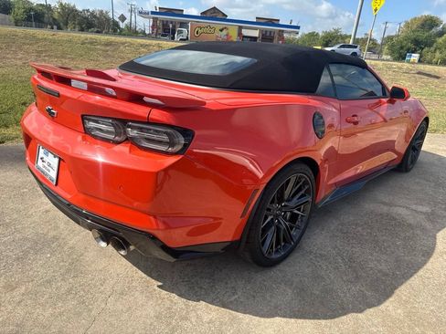 Used 2021 Chevrolet Camaro ZL1 w/ LPO, ZL1 Protection Package RWD image 6
