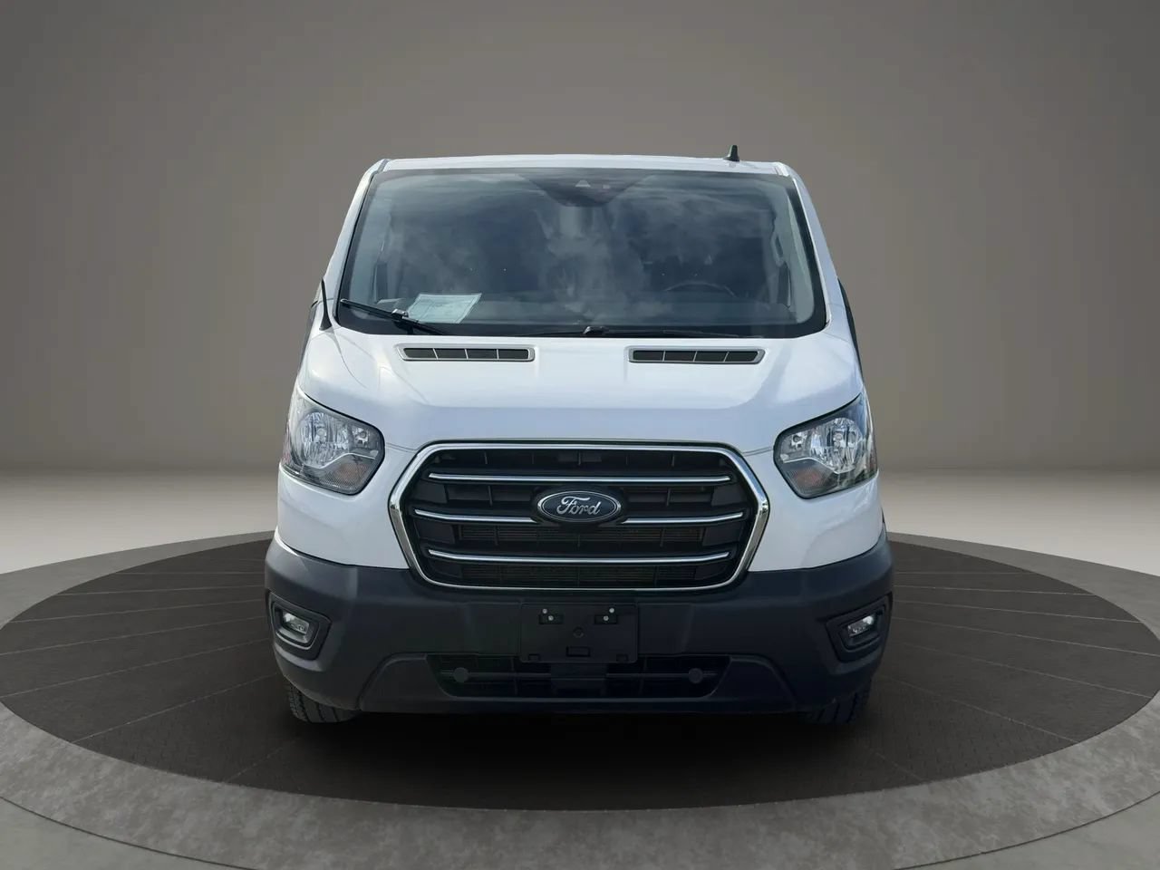 Used 2020 Ford Transit 250 Low Roof RWD image 9