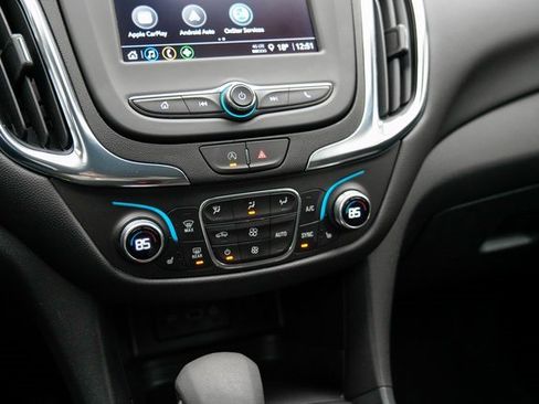 Used 2024 Chevrolet Equinox LT image 29