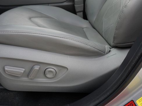 Used 2023 Toyota Highlander Platinum image 23