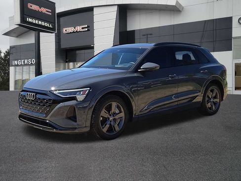Used 2024 Audi Q8 e-tron Prestige w/ Prestige Package AWD/4WD image 33