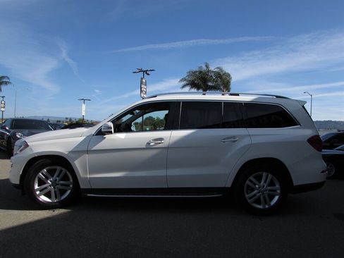Used 2015 Mercedes-Benz GL 450 4MATIC w/ Parking Assist Package image 4