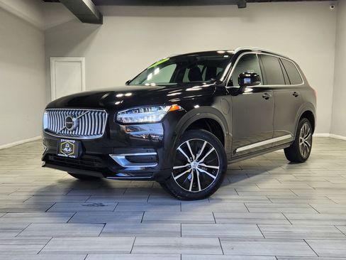 Used 2022 Volvo XC90 T8 Inscription Expression image 1