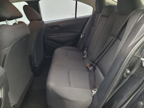 Used 2022 Toyota Corolla LE FWD image 18