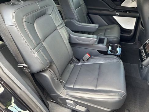 Used 2025 Lincoln Aviator Reserve w/ Equipment Group 201A AWD/4WD image 29
