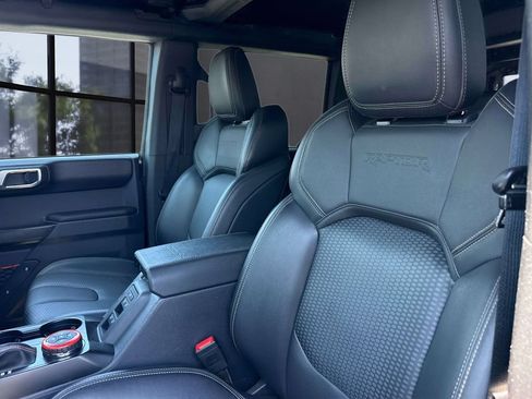 Used 2025 Ford Bronco Raptor AWD/4WD image 28