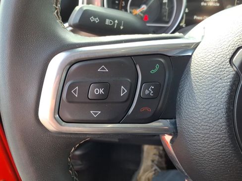 Used 2023 Jeep Gladiator Overland image 16