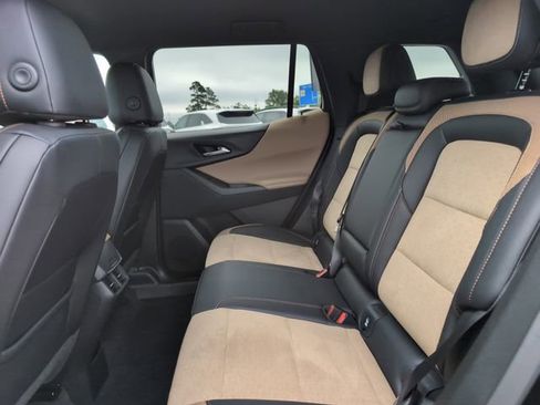 Used 2026 Chevrolet Equinox ACTIV FWD image 29