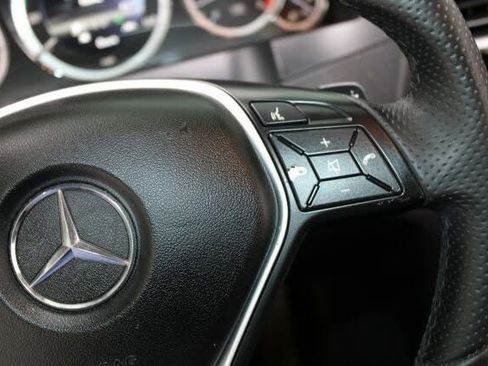 Used 2013 Mercedes-Benz E 350 image 52