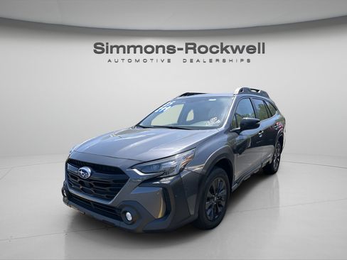 Used 2025 Subaru Outback Onyx Edition AWD/4WD image 2