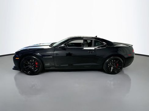 Used 2015 Chevrolet Camaro SS w/ SS Performance Package RWD image 5