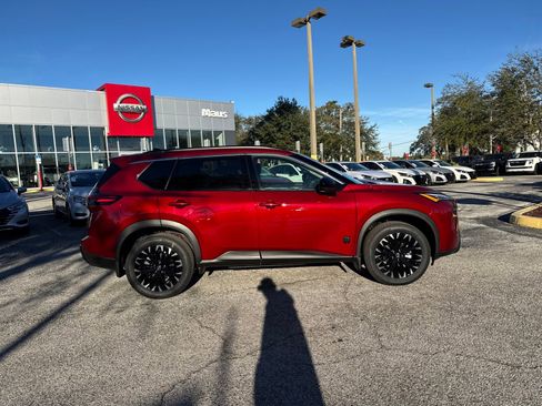 New 2026 Nissan Rogue Dark Armor image 5