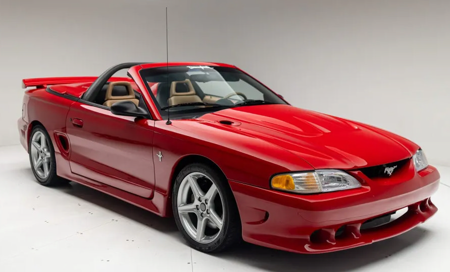 Used 1997 Ford Mustang Convertible RWD image 2
