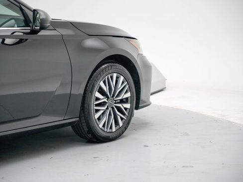 Used 2024 Nissan Altima 2.5 SV image 7